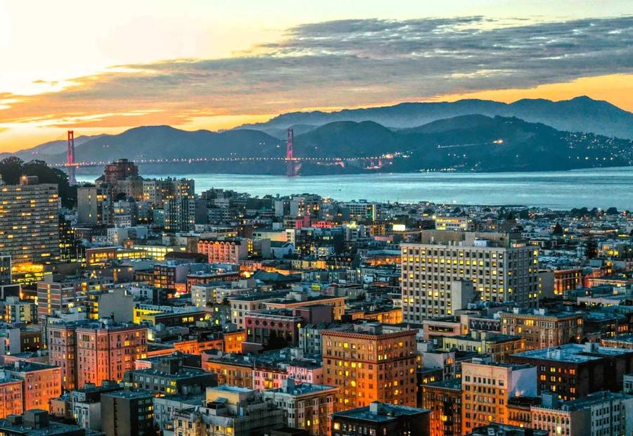 San Francisco & the Golden Gate Bridge at dusk
