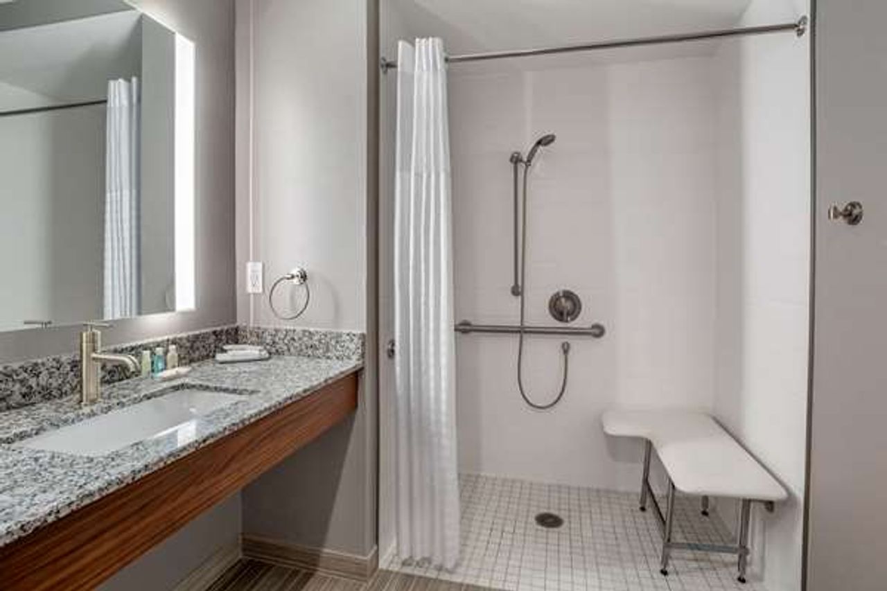 Photo of Quality Inn & Suites Livermore Wine Country