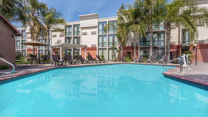 Photo of Wyndham Visalia