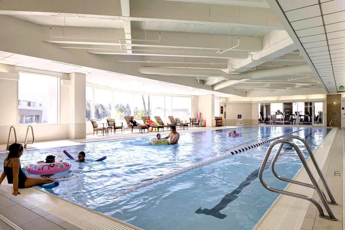 Hyatt Regency Bellevue on Seattle's Eastside - Indoor pool