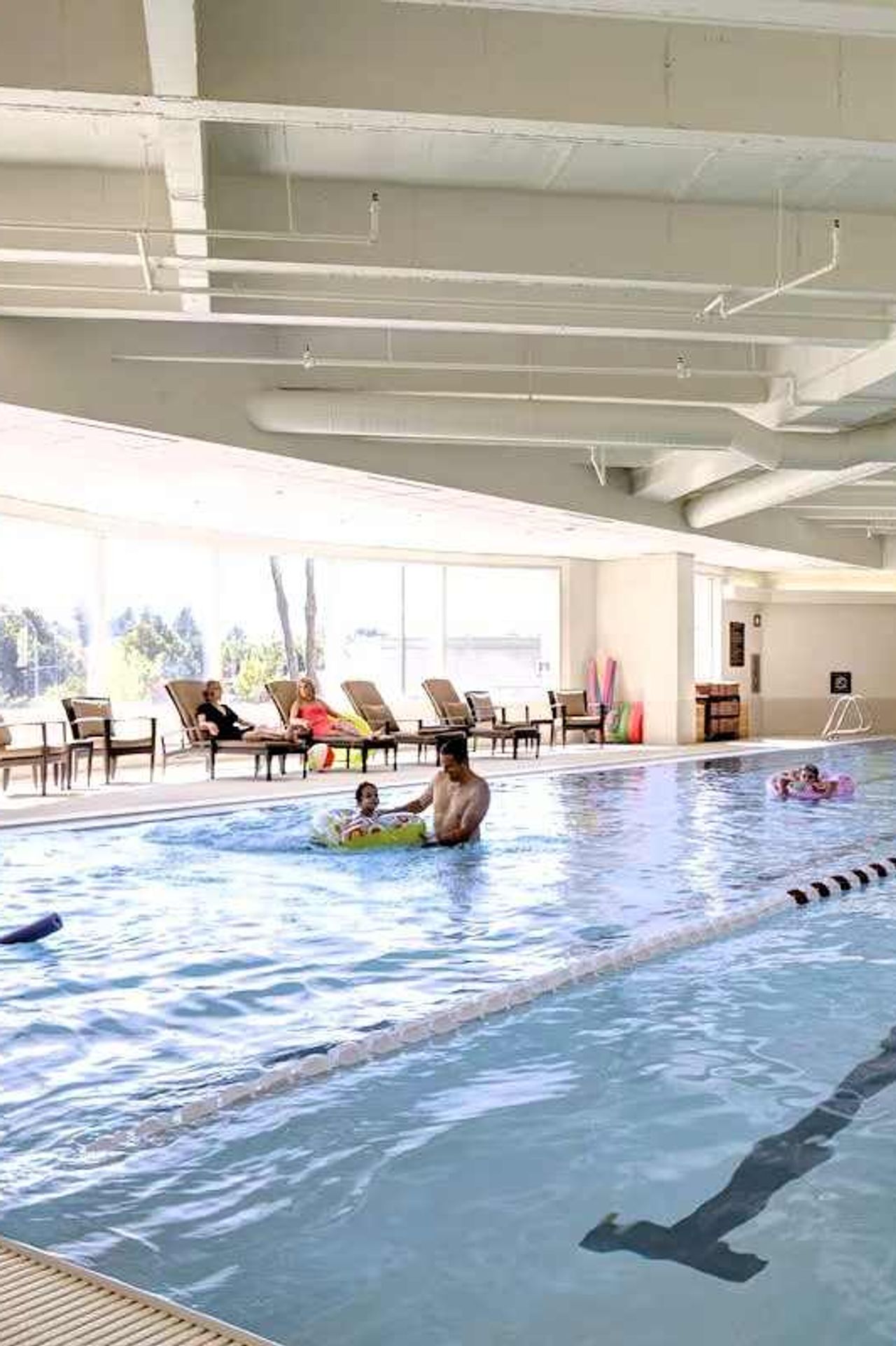 Hyatt Regency Bellevue on Seattle's Eastside - Indoor pool