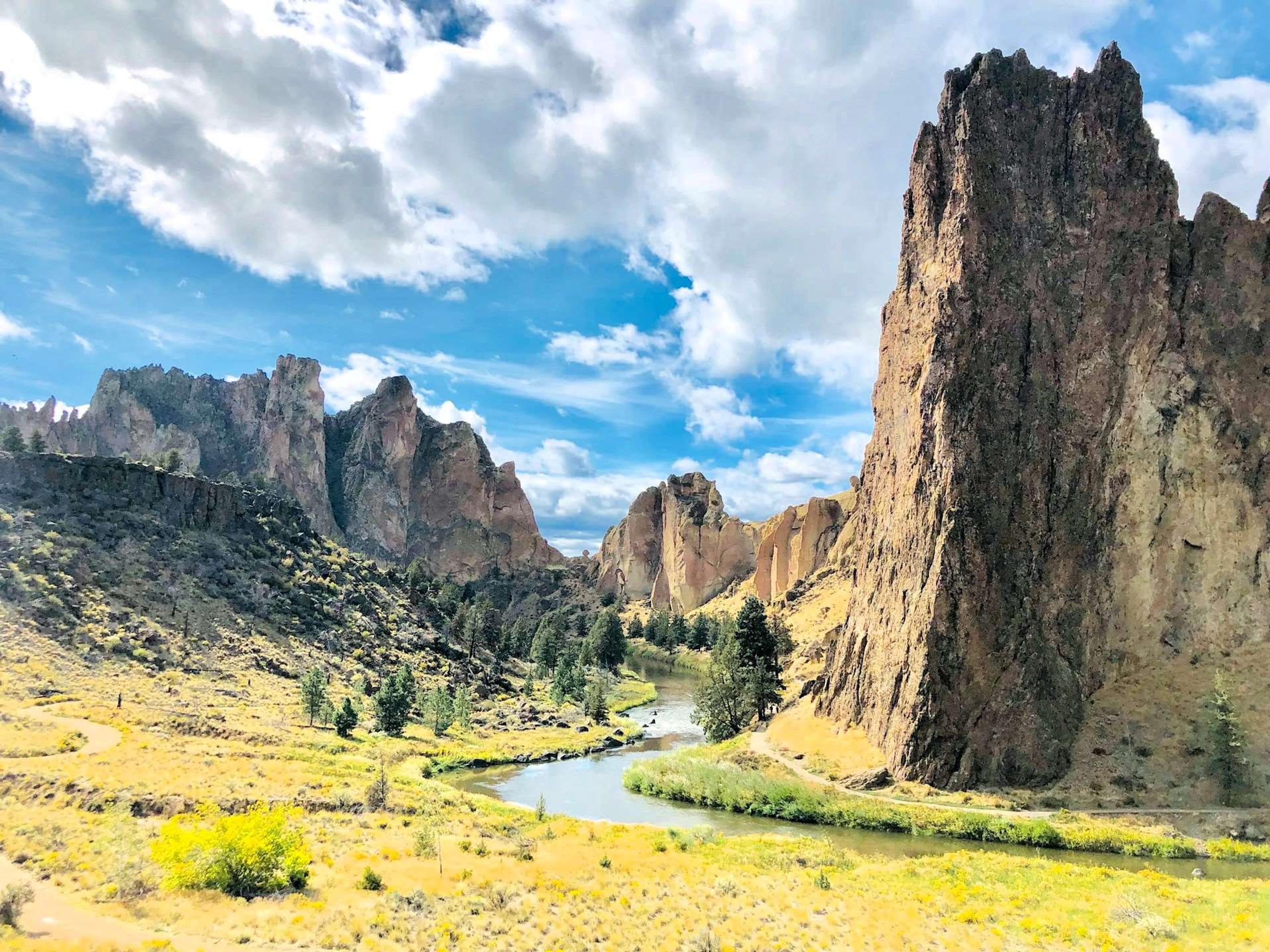 Smith Rock, near Redmond in Oregon, USA