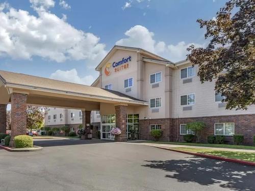 Comfort Suites Linn County Fairground and Expo
