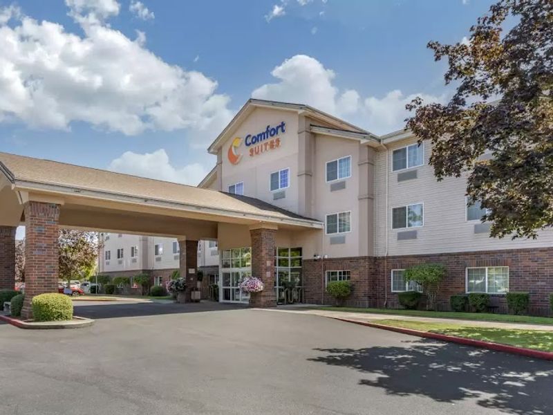 Comfort Suites Linn County Fairground and Expo