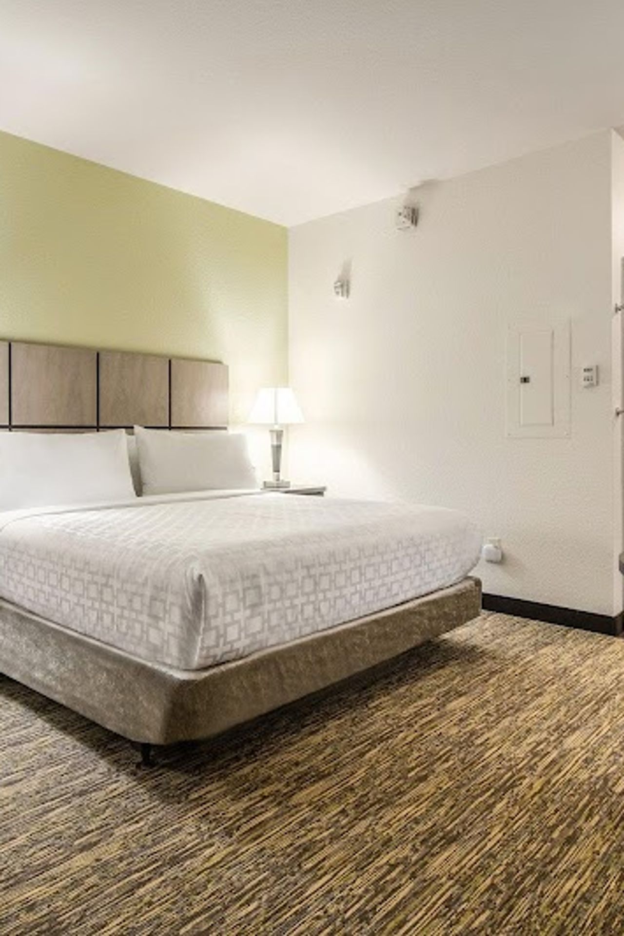 Photo of Candlewood Suites Portland-Airport, an IHG Hotel