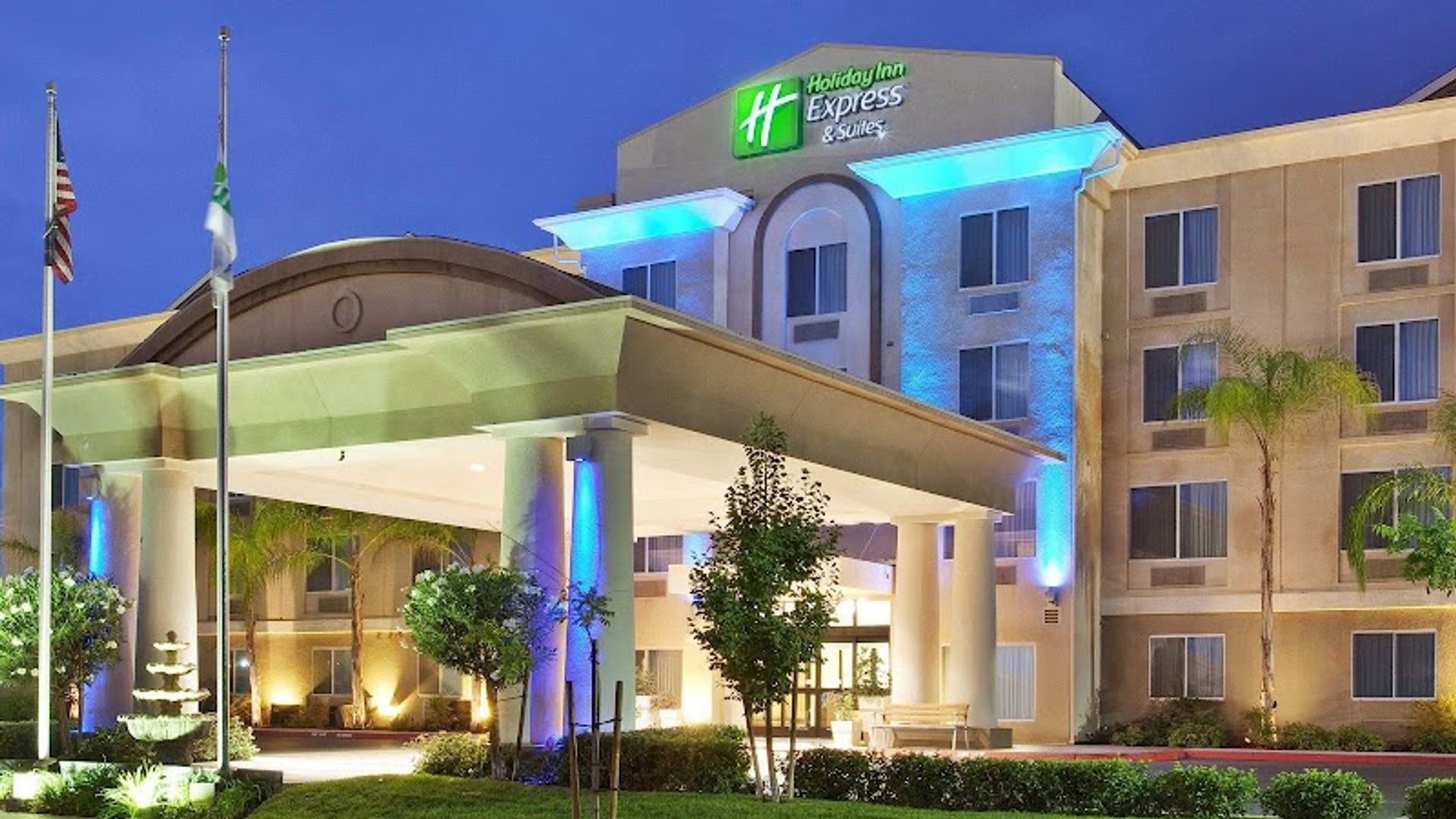 Holiday Inn Express & Suites Fresno (River Park) Hwy 41, an IHG Hotel