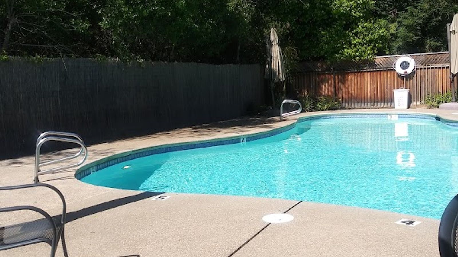 Photo of Lake Natoma Inn