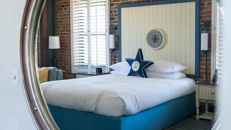 Photo of Argonaut Hotel