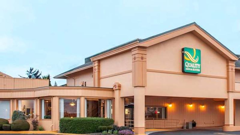 Quality Inn & Suites at Coos Bay