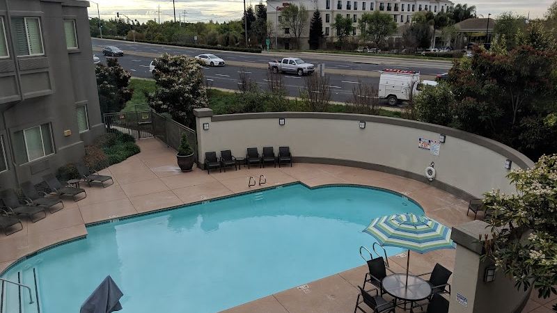 Photo of Holiday Inn Express & Suites Elk Grove Central - Hwy 99 by IHG