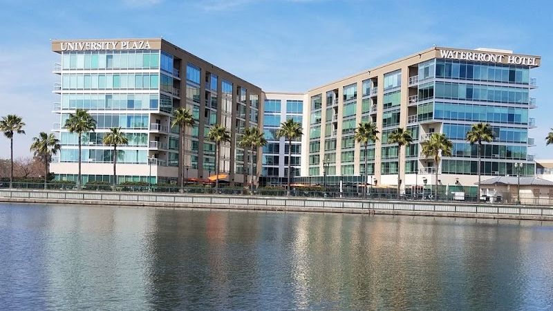 Photo of University Plaza Waterfront Hotel