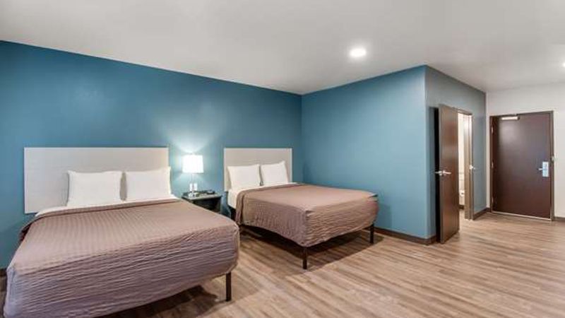 Photo of WoodSpring Suites Bakersfield Airport