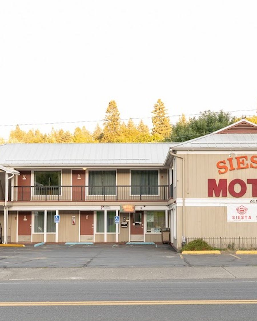 Siesta Motel