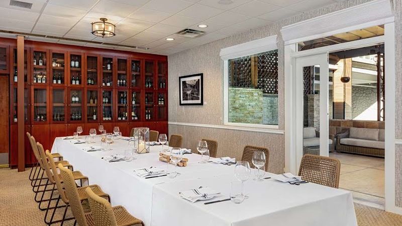 Photo of Hilton Garden Inn Davis Downtown