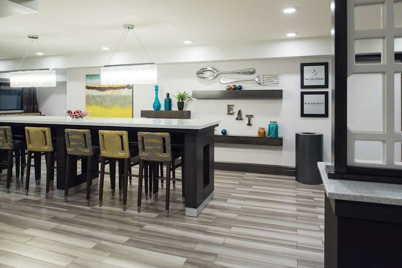 Photo of Hampton Inn Monterey