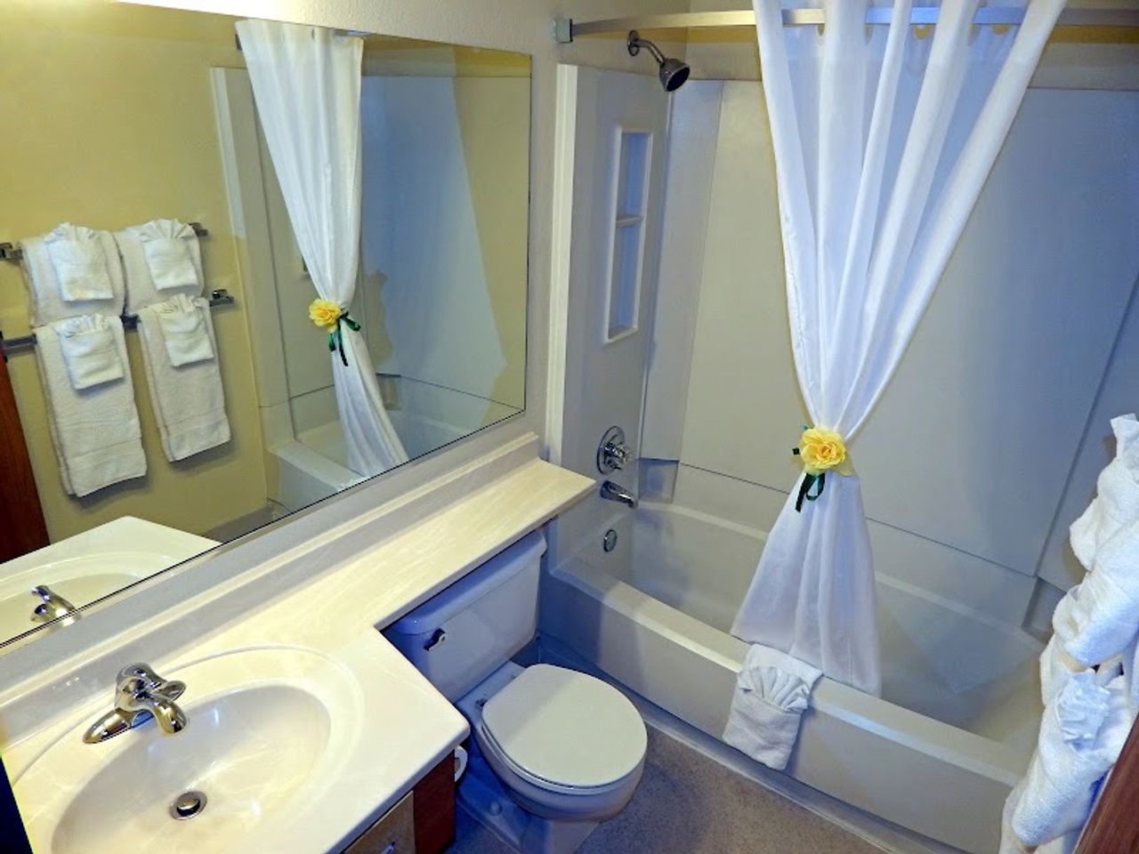 Photo of FairBridge Inn & Suites Sandpoint