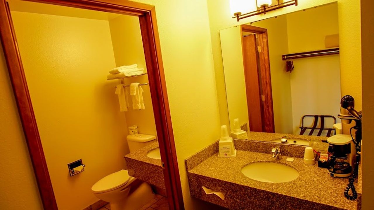 Photo of OLYMPIC VIEW INN