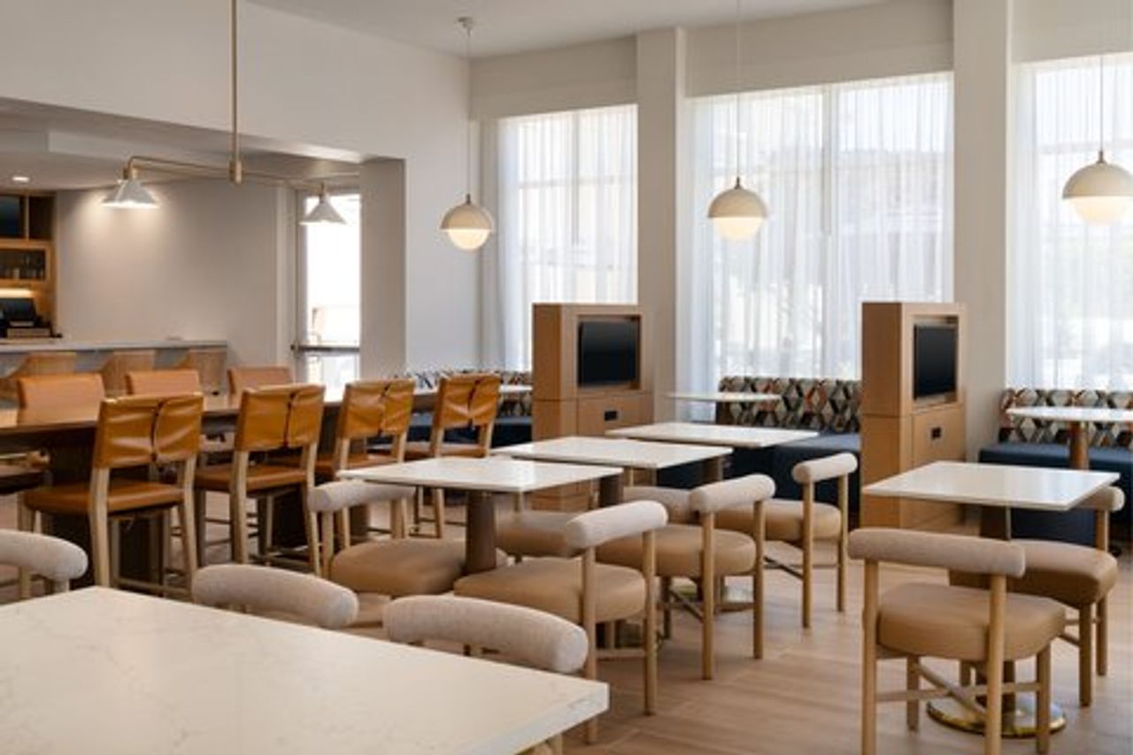 Photo of Courtyard San Francisco Airport Burlingame