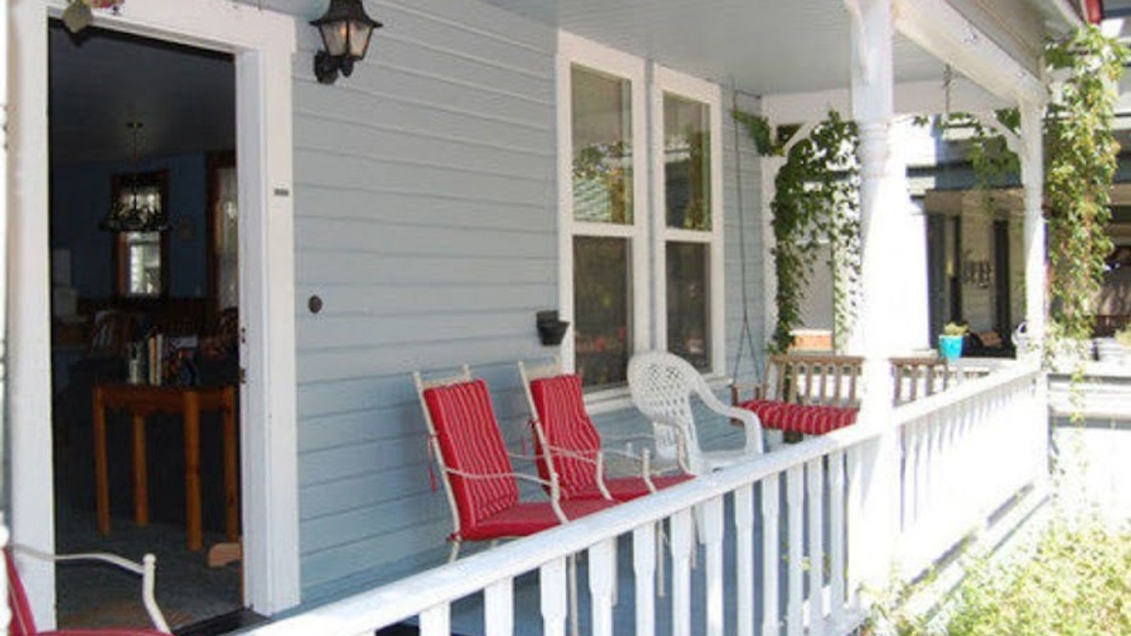 Photo of Oak Street Cottages in Ashland
