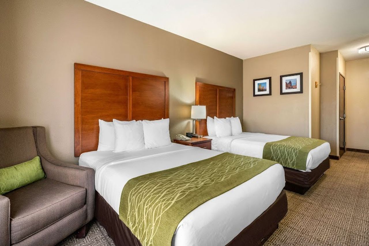 Photo of Comfort Inn & Suites Sacramento - University Area