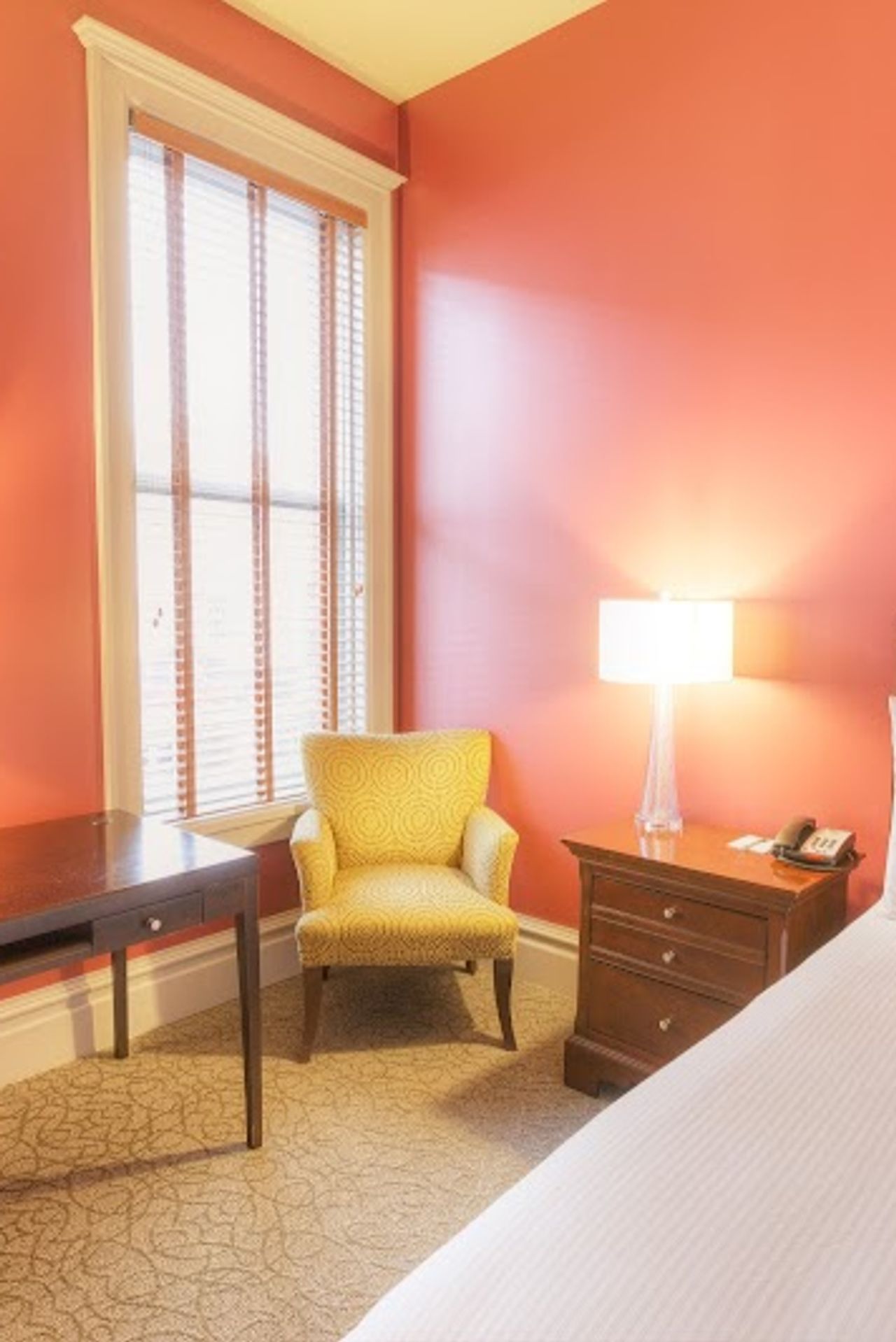 Photo of Montvale Hotel