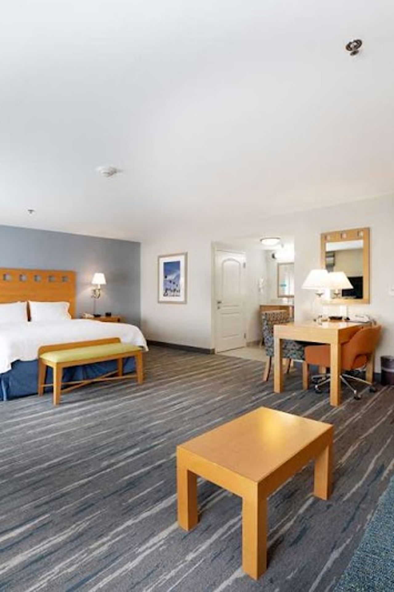 Photo of Hampton Inn & Suites Madera