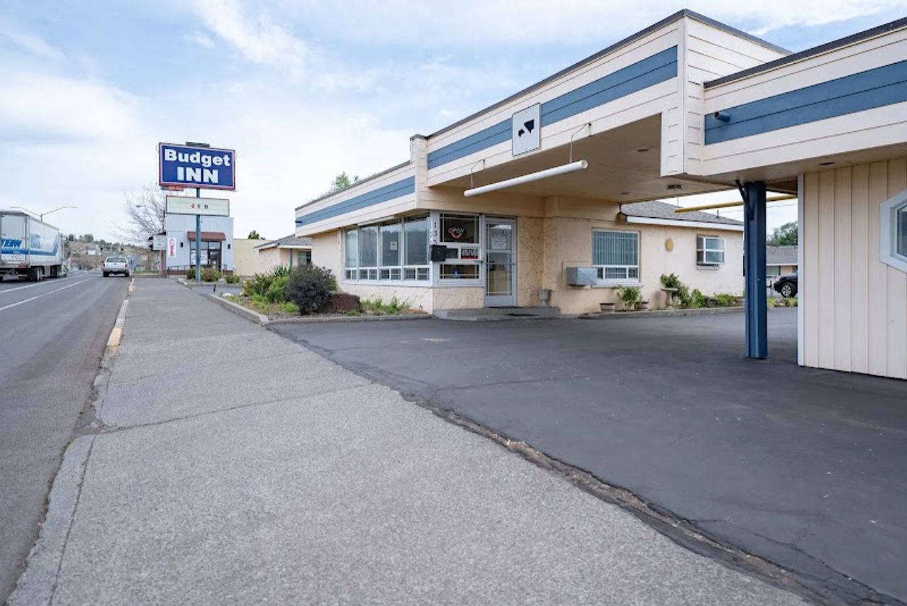 Photo of Budget Inn Madras by OYO