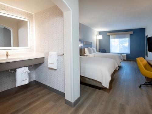 Photo of Holiday Inn Express & Suites Lathrop by IHG