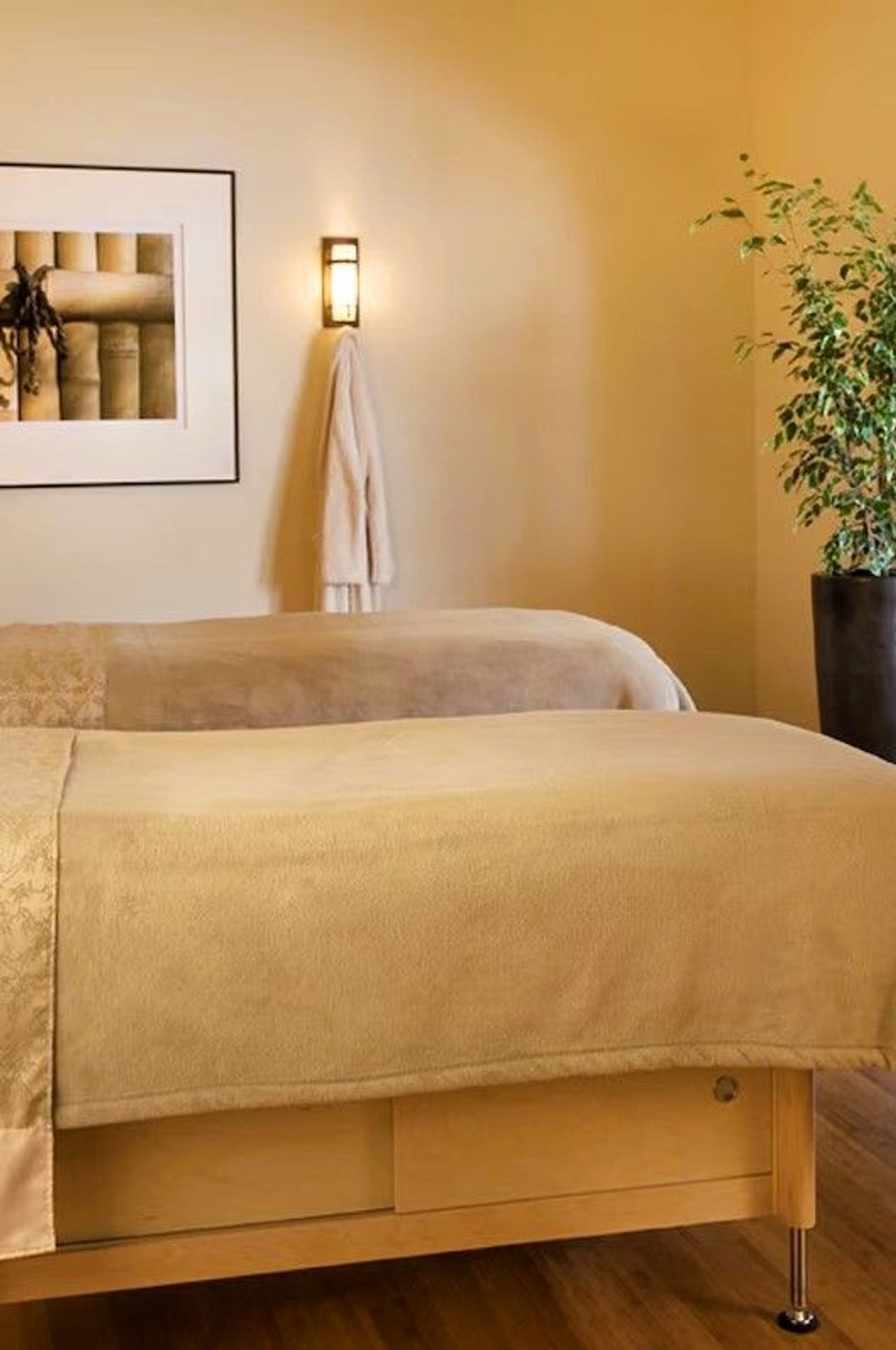 Photo of Casa Munras Garden Hotel & Spa - DESUAR Spa with a dedicated couple’s treatment suite