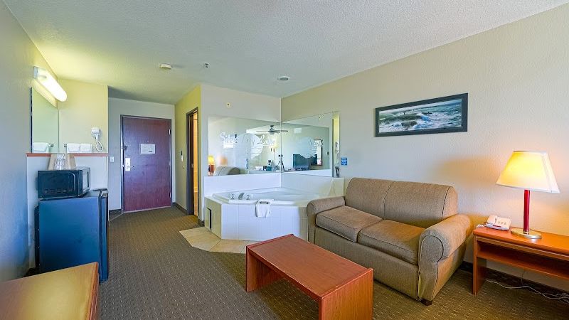 Photo of Siletz Bay Beachfront Hotel by OYO Lincoln City