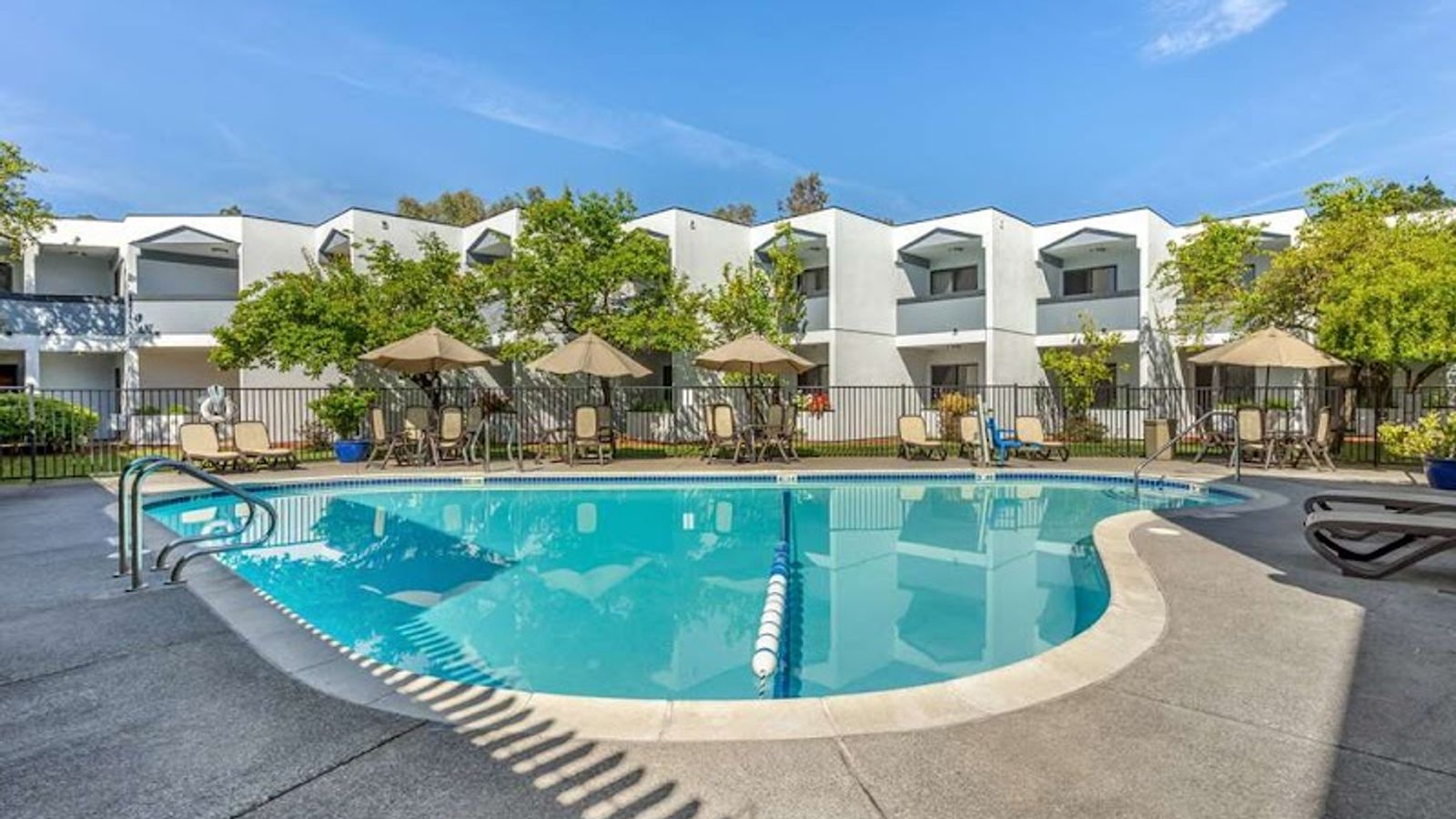 Photo of Best Western Plus Wine Country Inn & Suites