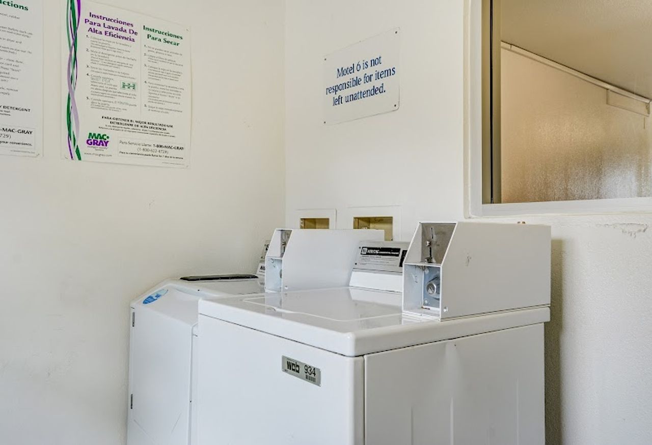 Photo of Motel 6 Troutdale, OR - Portland East