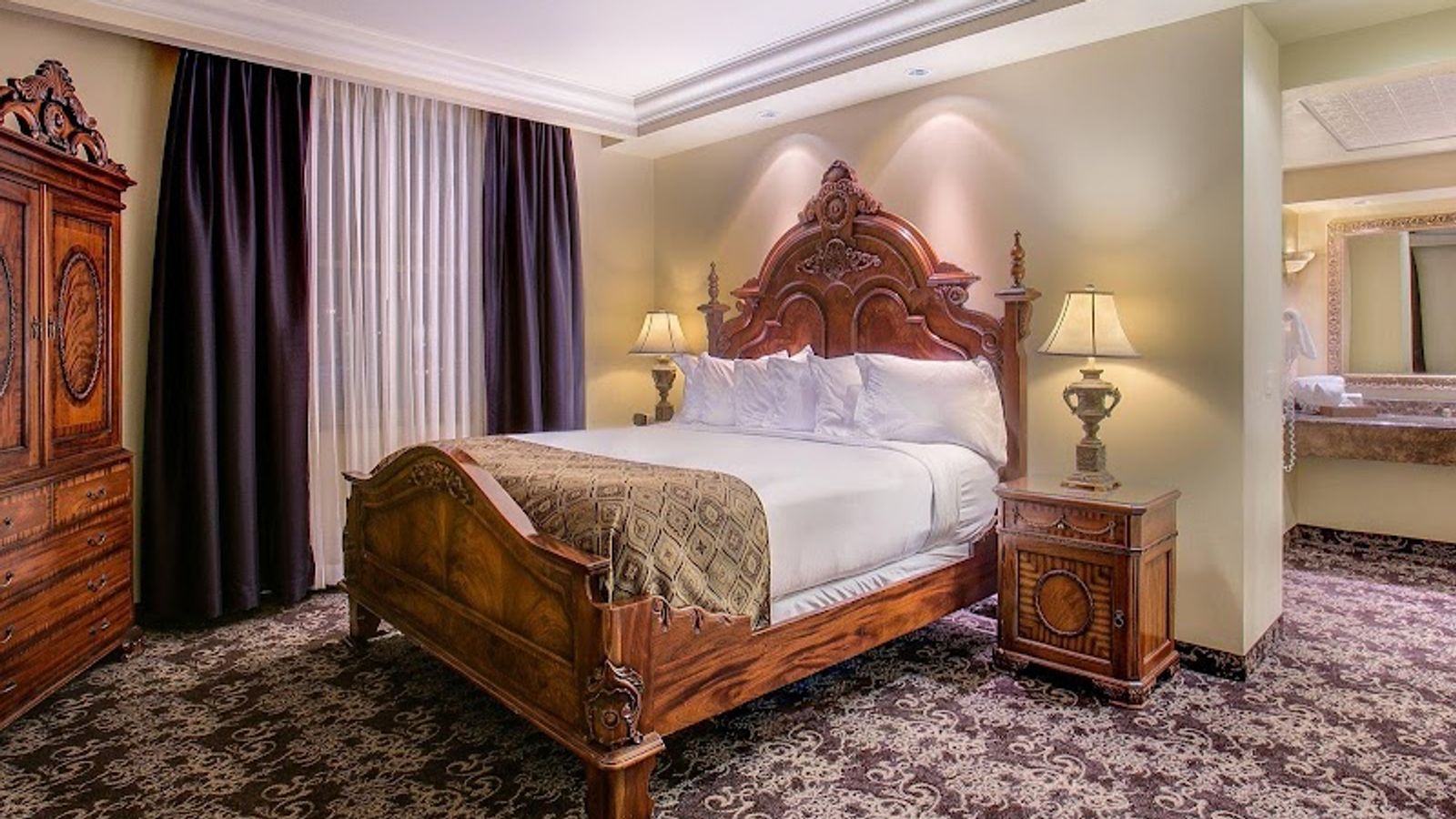 Photo of The Historic Davenport, Autograph Collection