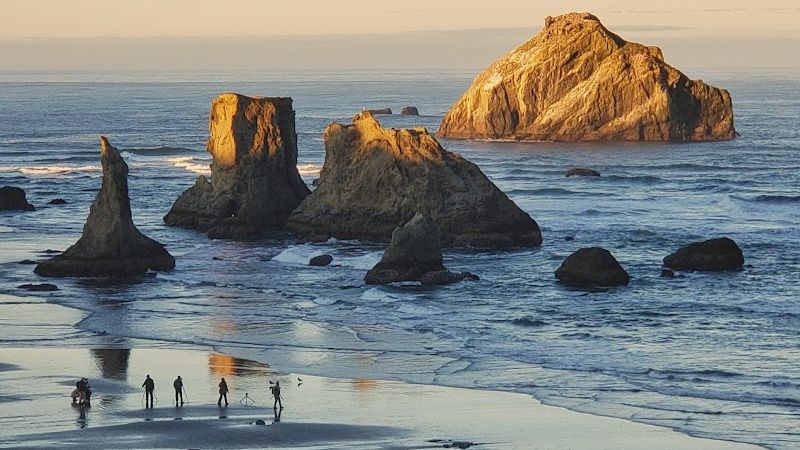 Photo of Sunset Oceanfront Lodging
