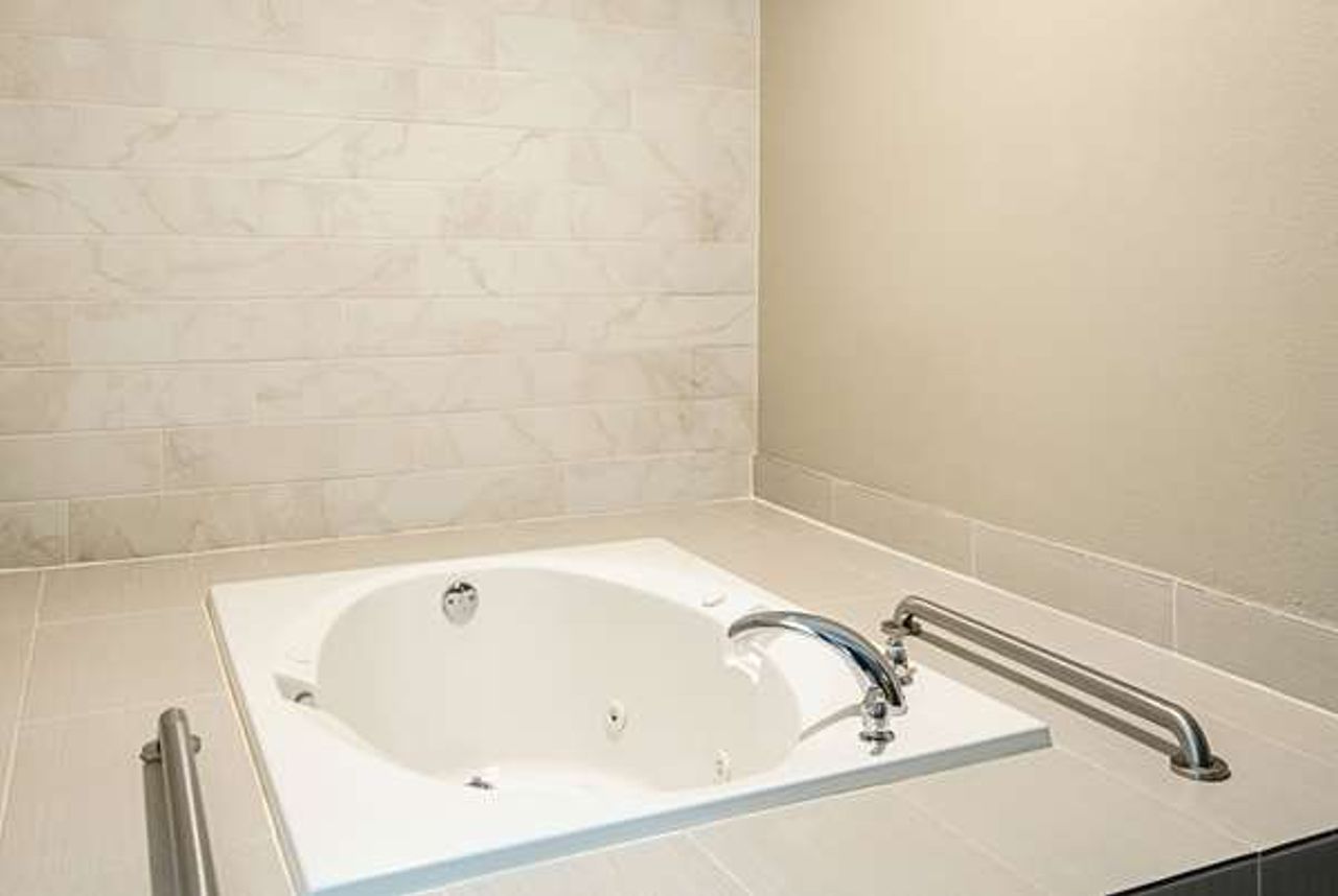 Photo of La Quinta Inn by Wyndham Livermore - Private Jetted Tub