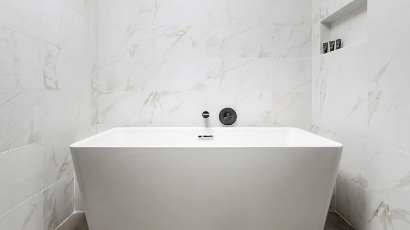 Hyatt Centric Mountain View - Soaking Tub