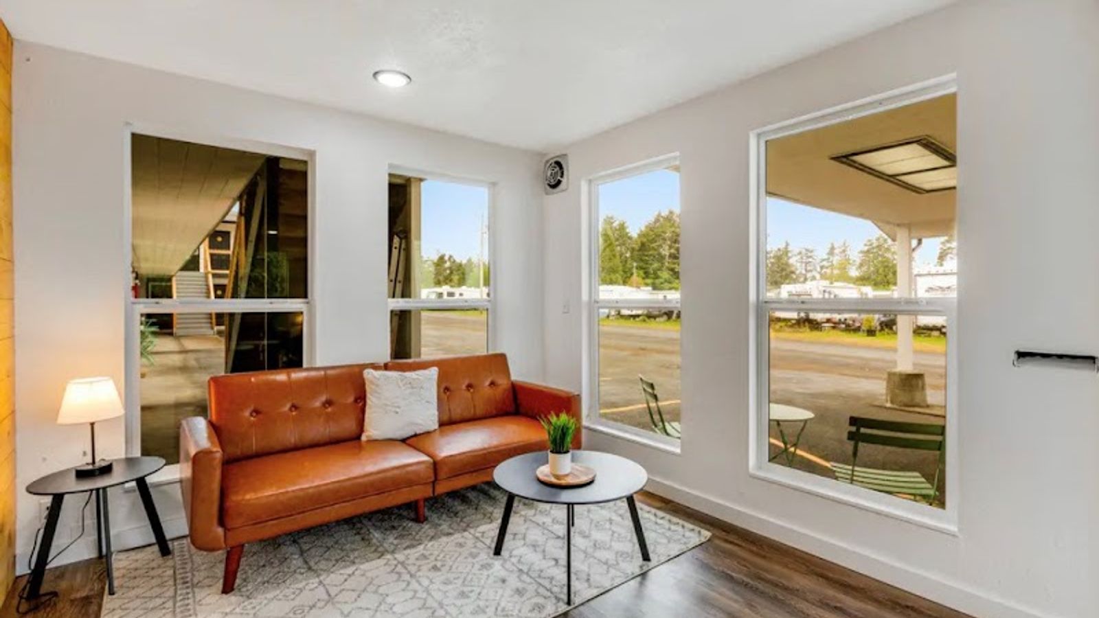 Photo of Silver Sands Motel