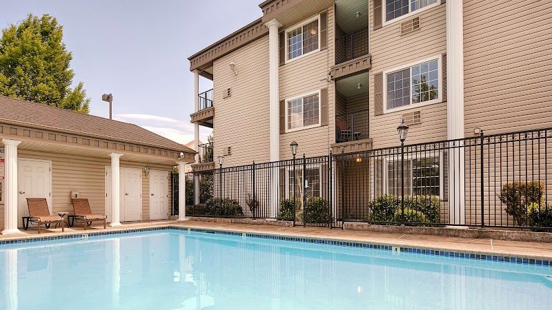 Photo of Best Western Grand Manor Inn - Outdoor Pool