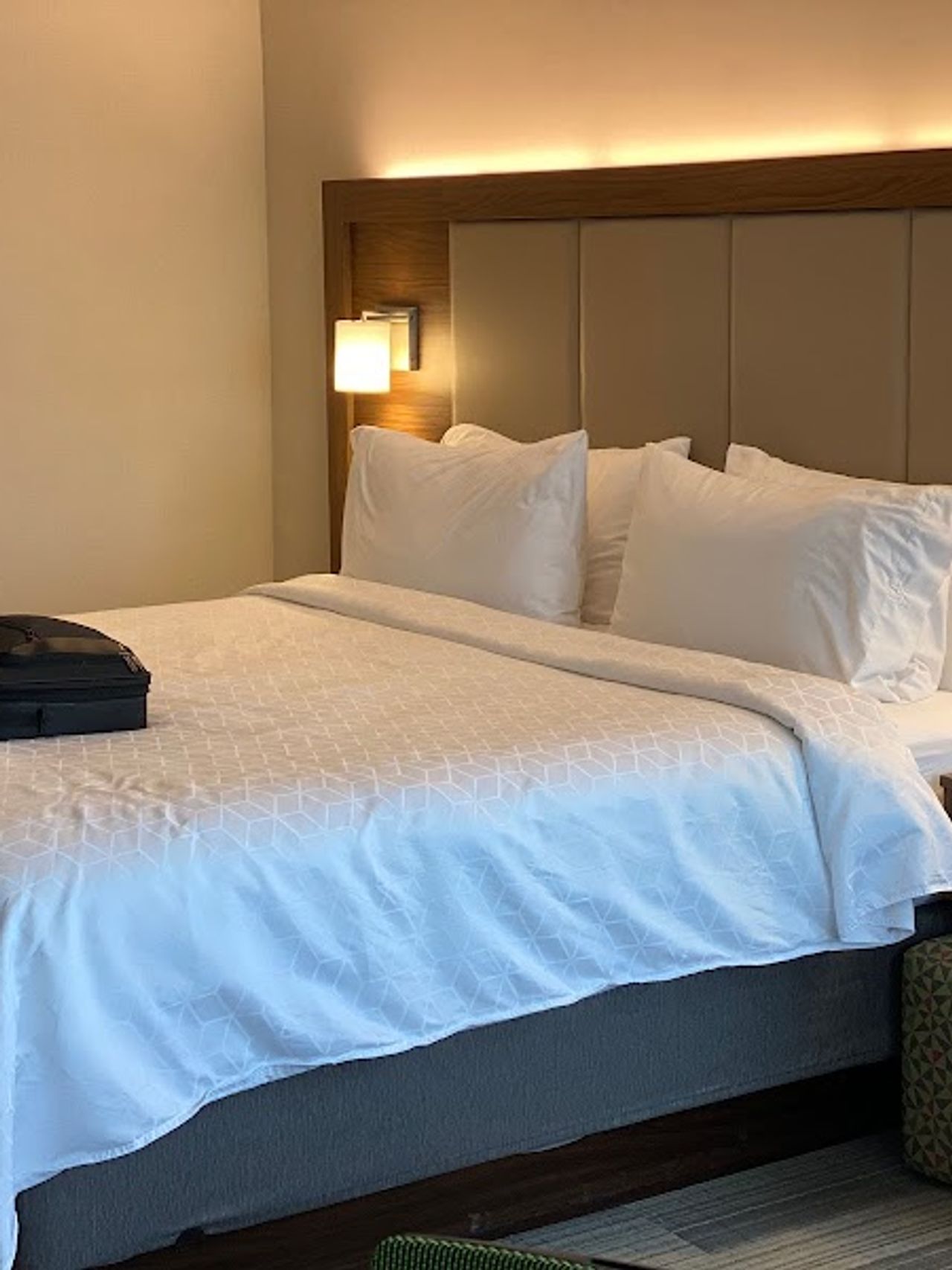 Photo of Holiday Inn Express & Suites