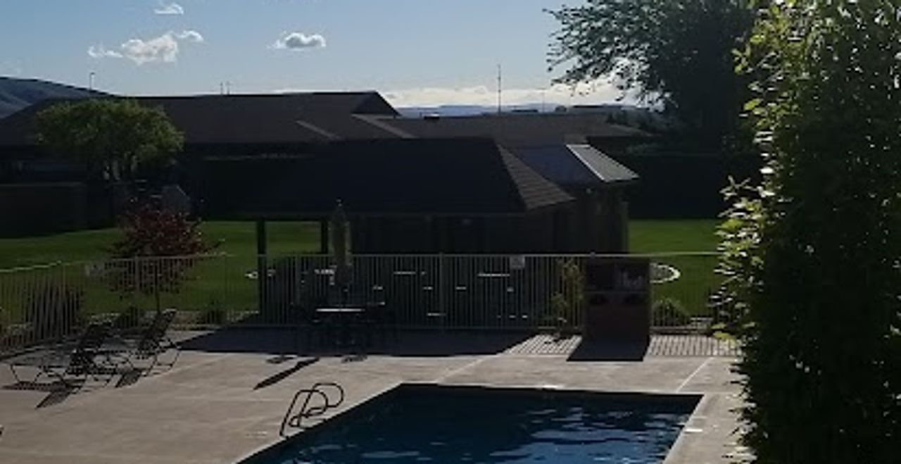 Photo of Best Western Plus Ahtanum Inn