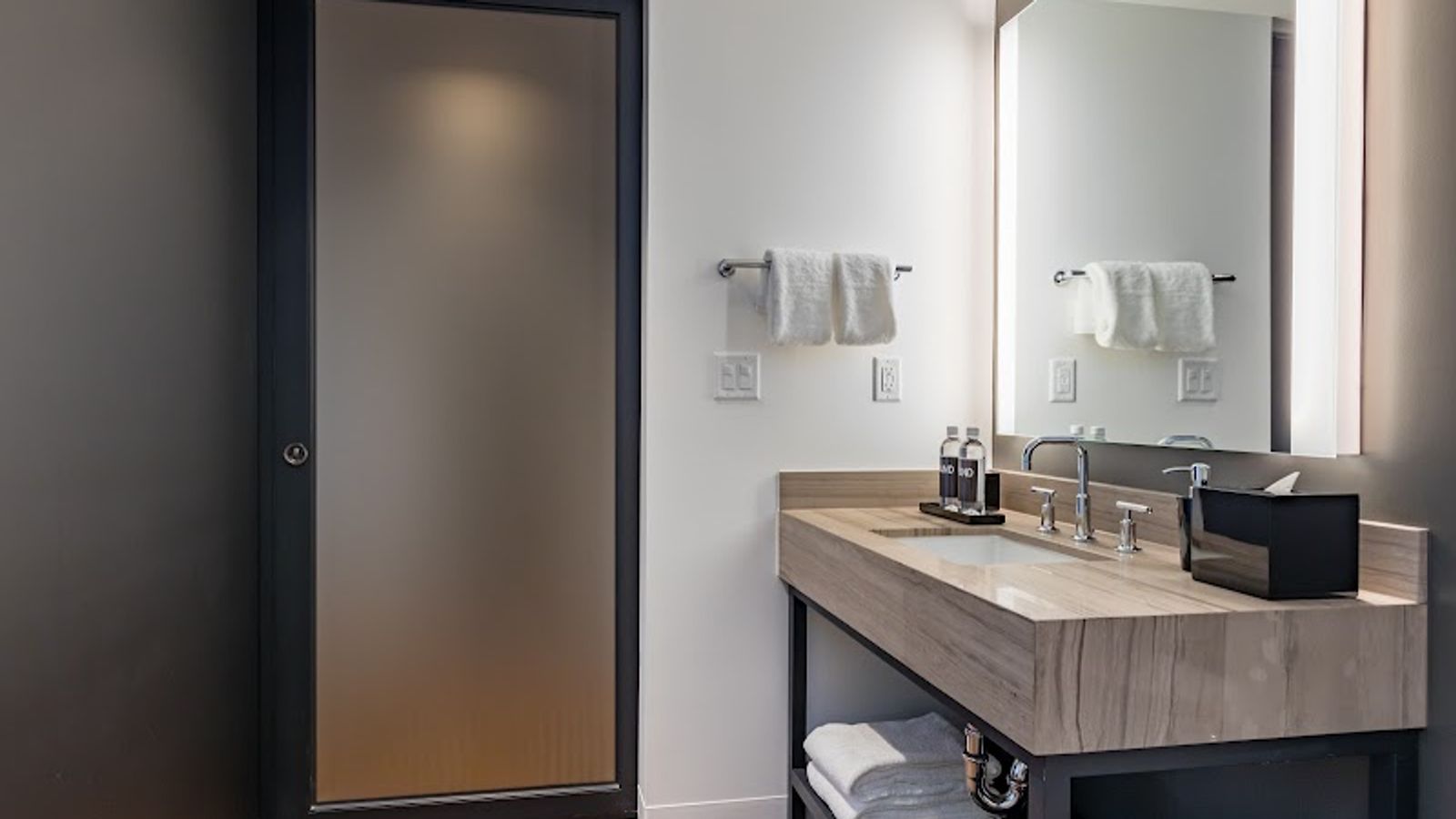 Photo of Shashi Hotel Mountain View Palo Alto