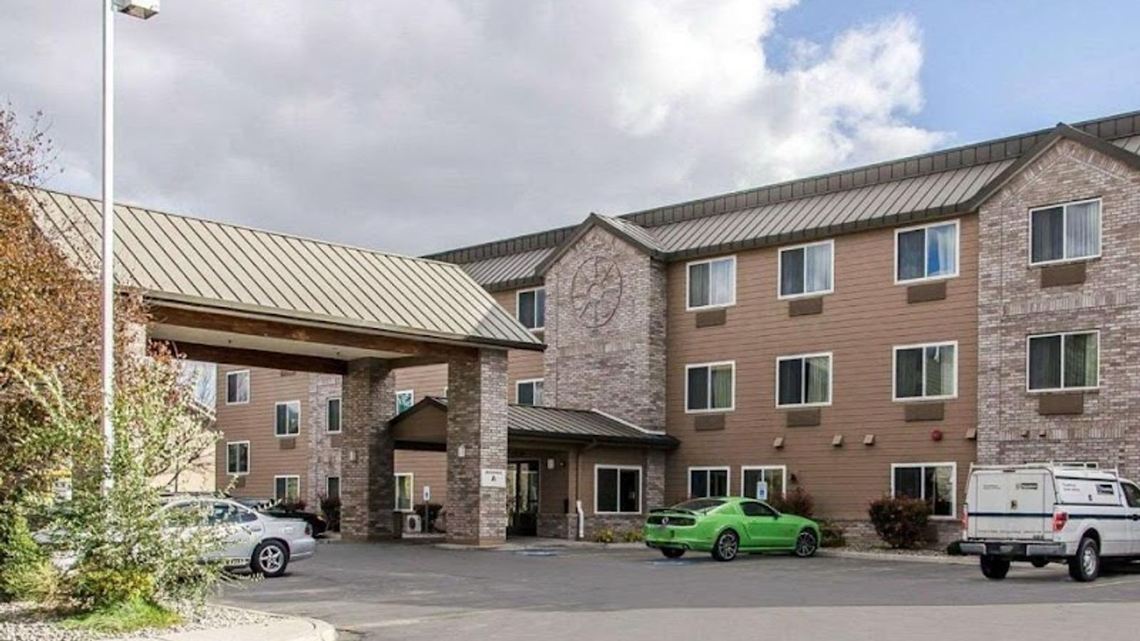 Photo of Quality Inn & Suites