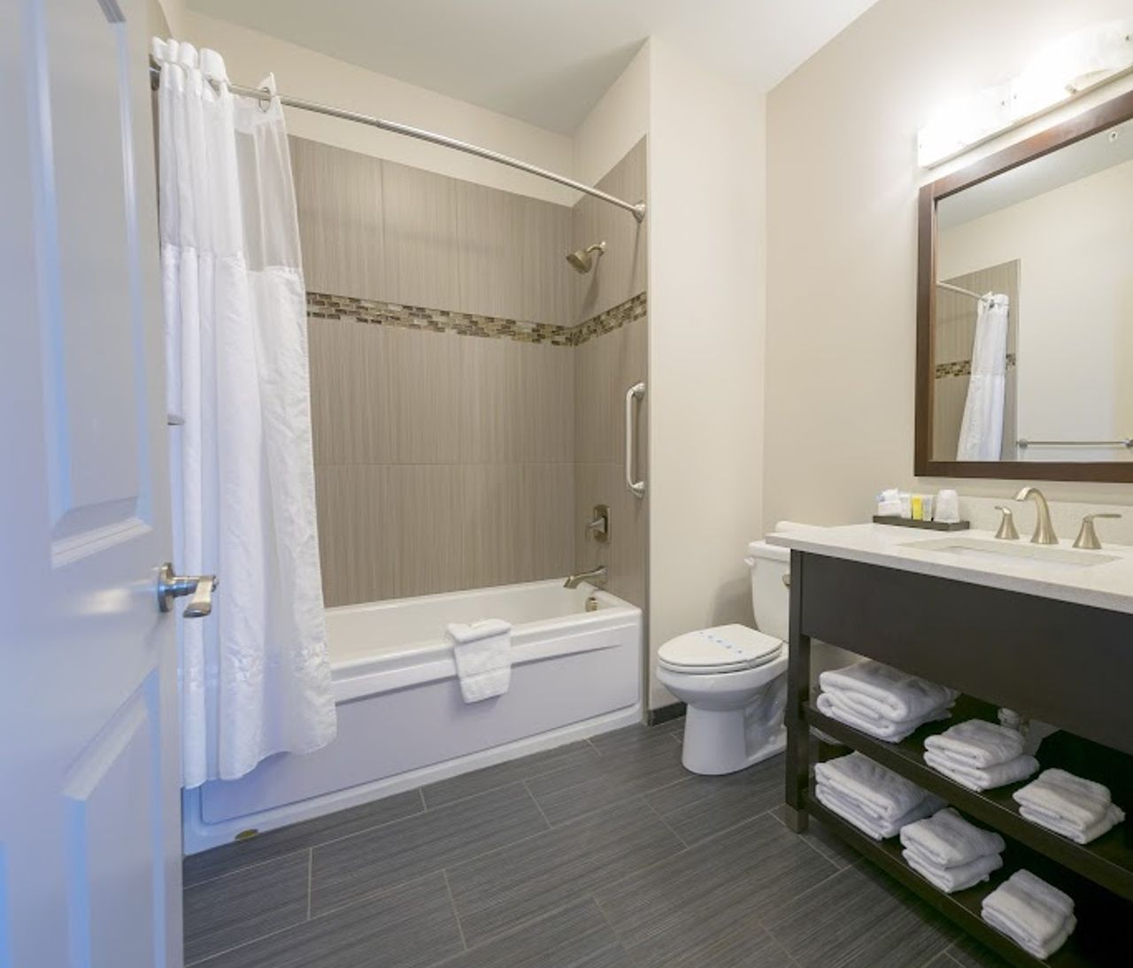 Photo of Sunrise Inn Villas and Suites