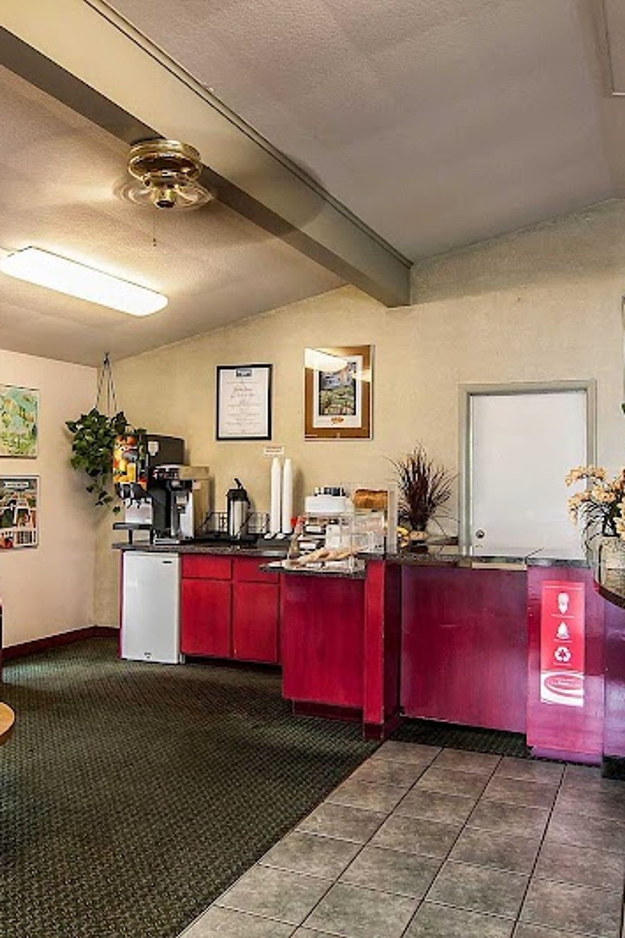 Photo of Rodeway Inn Albany