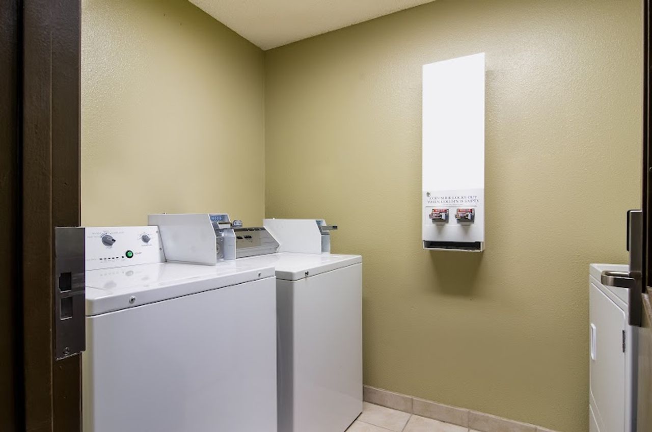 Photo of Quality Inn & Suites