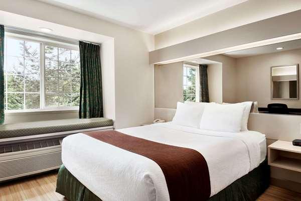 Photo of Microtel Inn & Suites by Wyndham Lodi/North Stockton