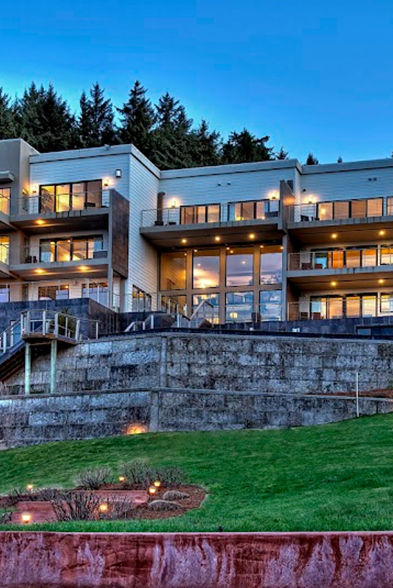 Photo of Whale Cove Inn