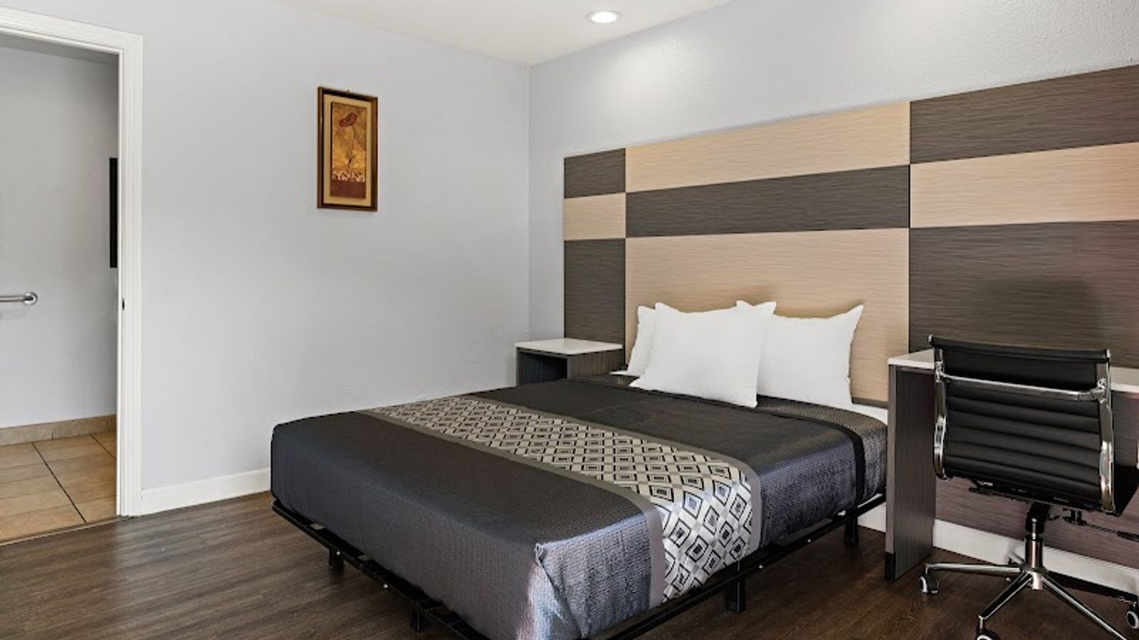 Photo of Bay Breeze Inn