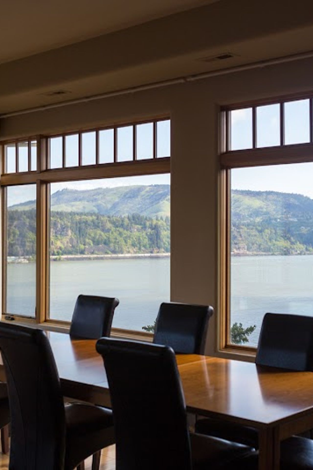 Photo of Columbia Cliff Villas Hotel