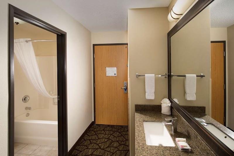 Photo of Best Western Plus Vancouver Mall Dr. Hotel & Suites